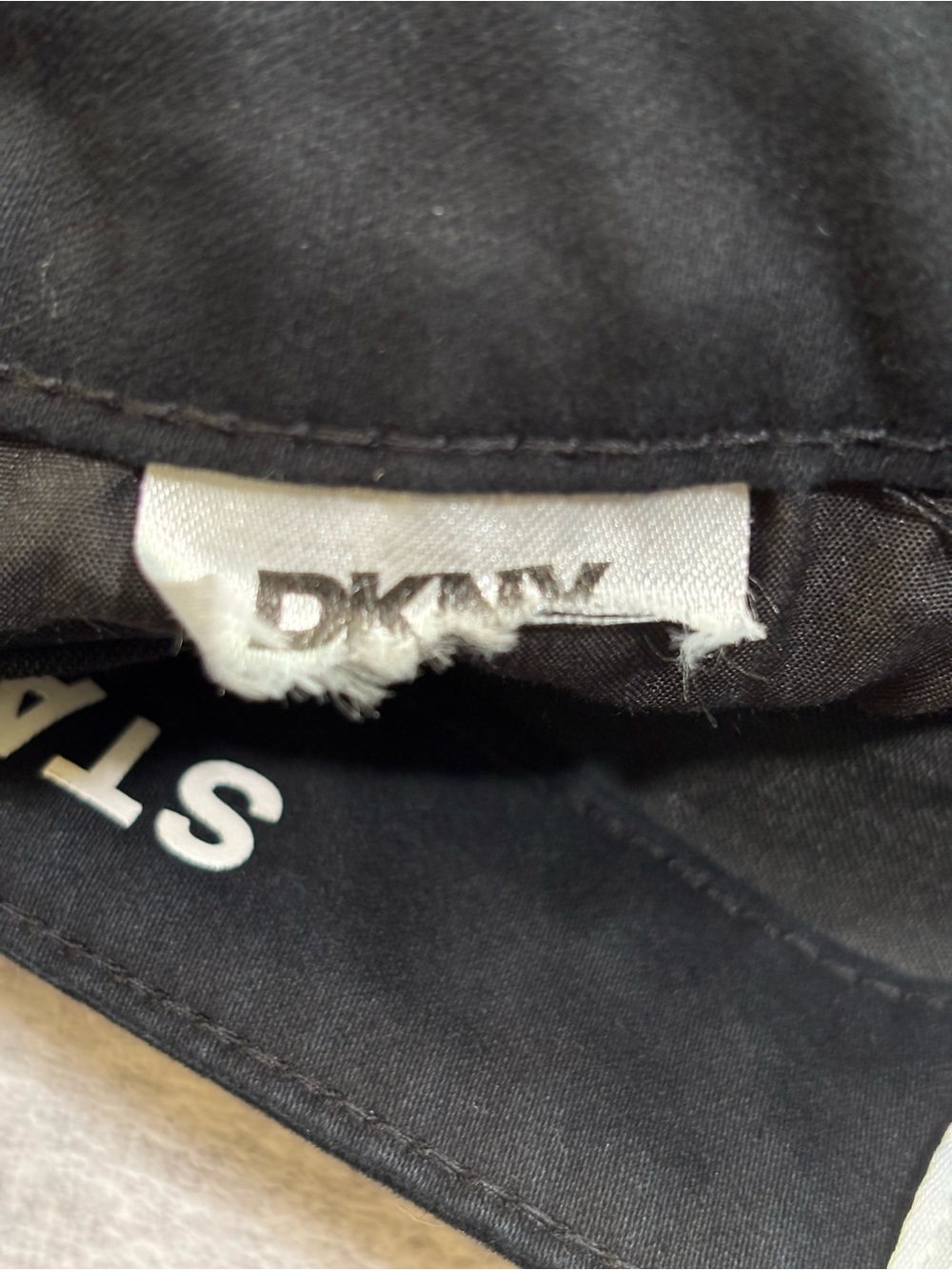 DKNY Chinos, Stanton Slim, Black Denim, Men’s 30x30, W30, L30, Logo, Donna Karan - Picture 9 of 10